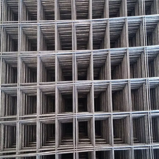 Welded wire mesh panel